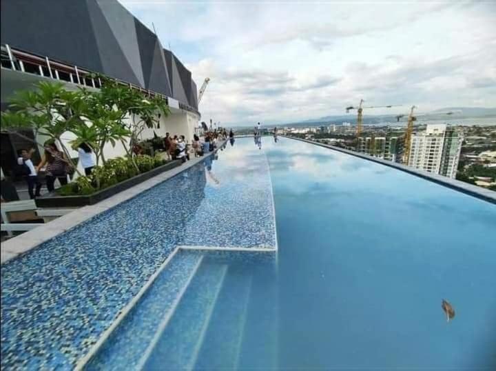 Aeon Towers Studio Suite Davao City Extérieur photo